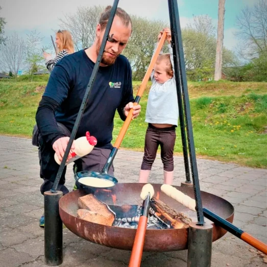Bon-Fire Tilbehørssæt Med 4 Snobrødspinde, 2 Pandekagepander Og 2 Poptop 5 Bon-Fire Tilbehørssæt Med 4 Snobrødspinde, 2 Pandekagepander Og 2 Poptop - Billede 5